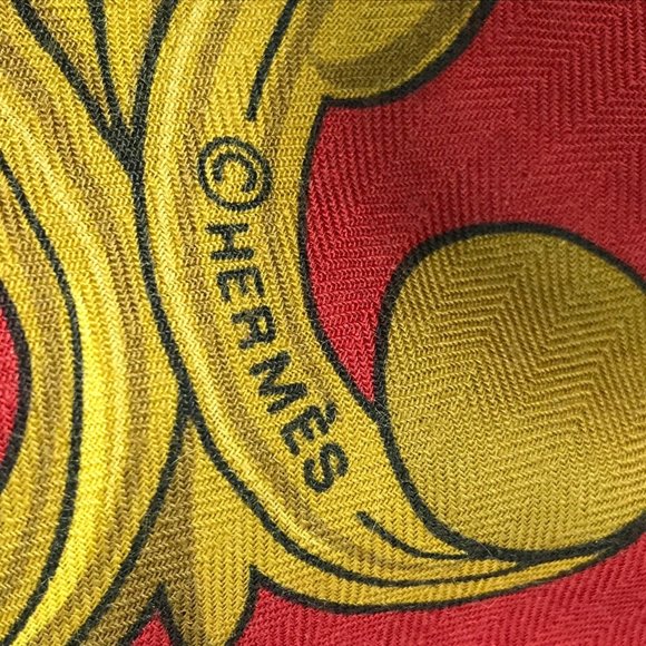 HERMES Red Scarf - Picture 11 of 13